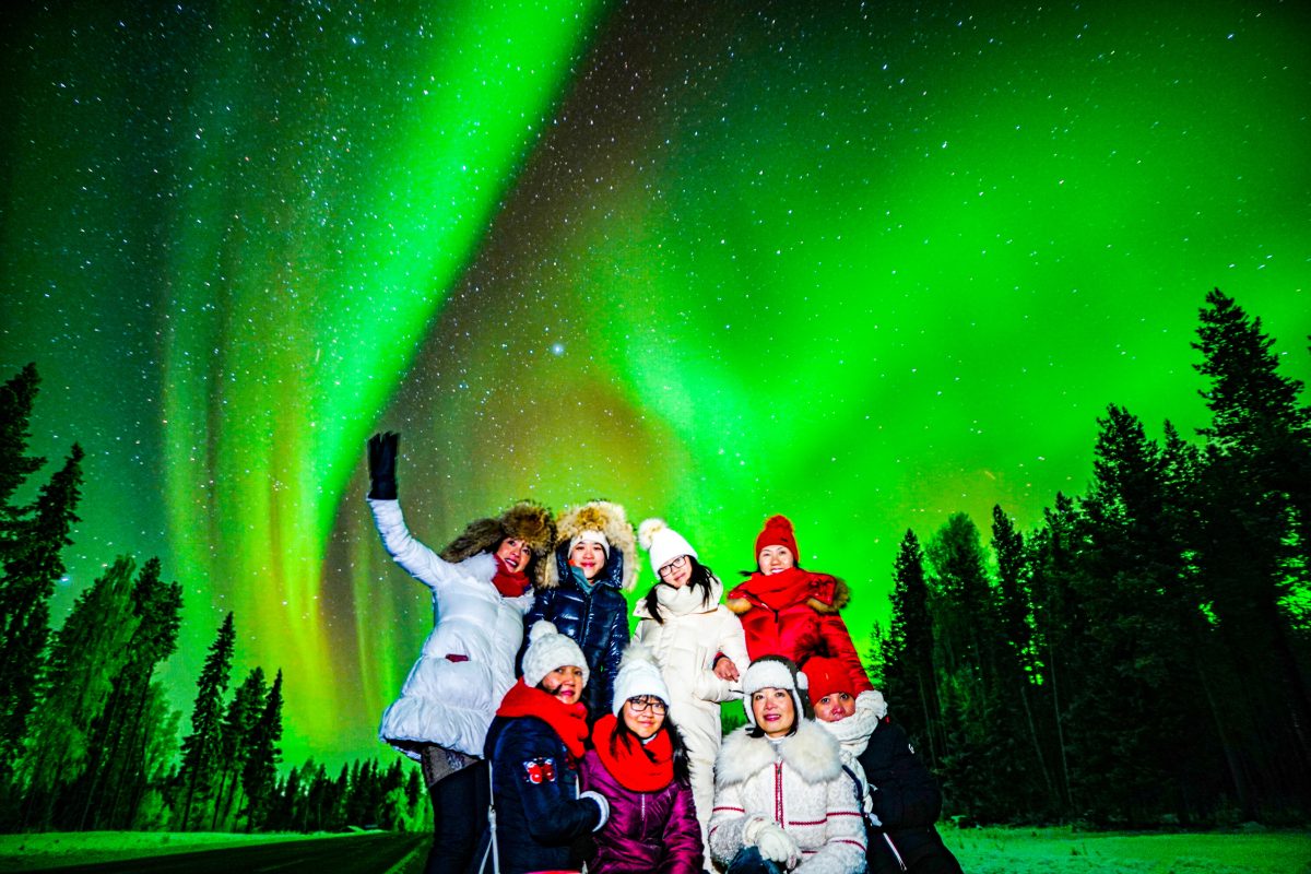 Northern-Lights-Hunting-Adventure-9-scaled